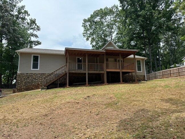 147 W Putnam Ferry Rd in Woodstock, GA - Building Photo - Building Photo
