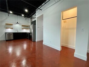 111 S Main St in Springdale, AR - Building Photo - Building Photo