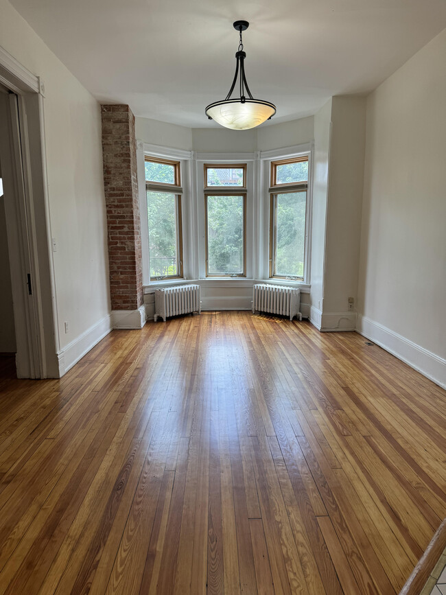 1219 Fairmont St NW, Unit 1 in Washington, DC - Building Photo - Building Photo