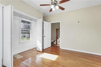72 Old Glenham Rd in Fishkill, NY - Building Photo - Building Photo