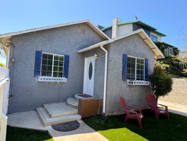 property at 526 Brooks Ave