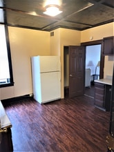 25 W Chestnut St in Washington, PA - Building Photo - Building Photo