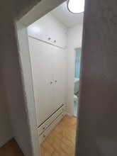 485 S Roxbury Dr in Beverly Hills, CA - Foto de edificio - Building Photo