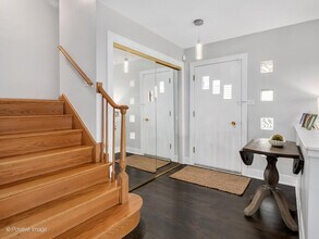 822 N Waiola Ave in La Grange Park, IL - Building Photo - Building Photo