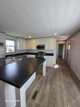 129 Pruitt St in Purcell, OK - Foto de edificio - Building Photo