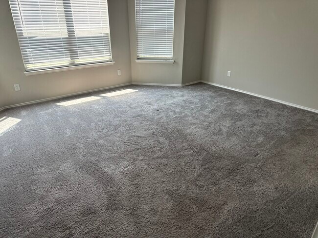 property at 2956 Plumbago Dr