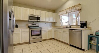 15851 W Saguaro Ln in Surprise, AZ - Building Photo