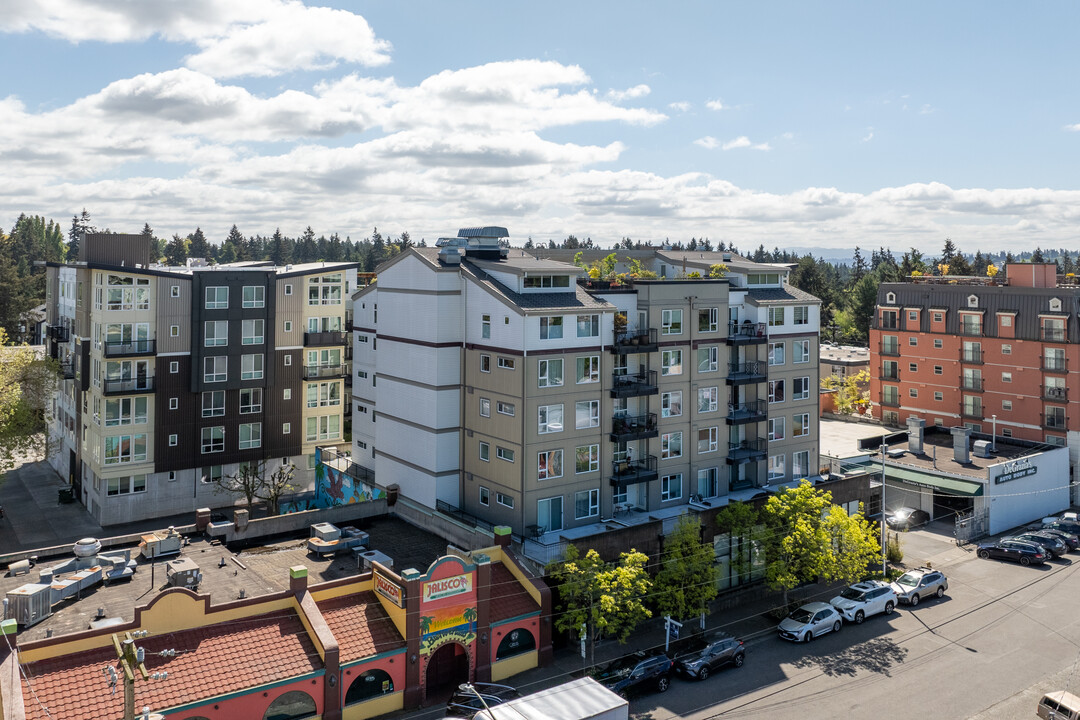 Luminaire Condominium in Seattle, WA - Building Photo