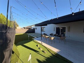 14617 SW 167th Terrace in Miami, FL - Building Photo