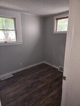 2249 Cleveland Ave in Niagara Falls, NY - Building Photo - Building Photo