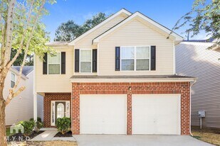 5805 Little River Rd in Atlanta, GA - Building Photo