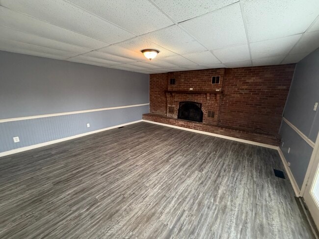 13450 Hawbuck Rd in Danville, IL - Building Photo - Building Photo