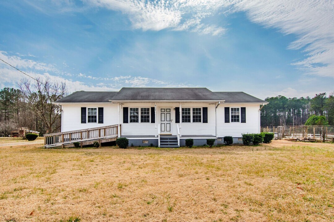 4109 Tryon Rd in Raleigh, NC - Building Photo
