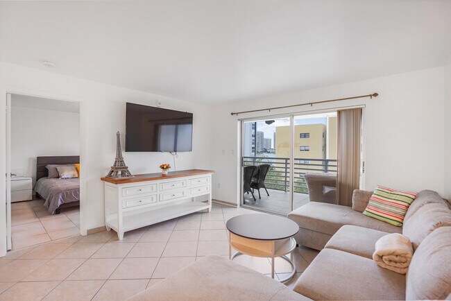 property at 17801 N Bay Rd