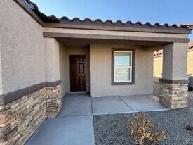 2416 Pesuna Dr in Bullhead City, AZ - Building Photo