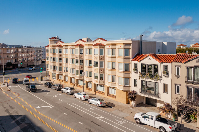 3600 Fillmore St in San Francisco, CA - Building Photo - Building Photo