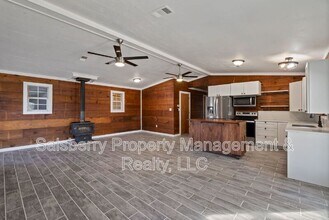 933 Leatherwood Ln in Poolville, TX - Building Photo - Building Photo