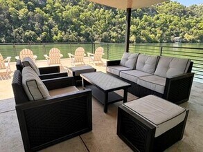 2007 Manana St in Austin, TX - Building Photo - Building Photo