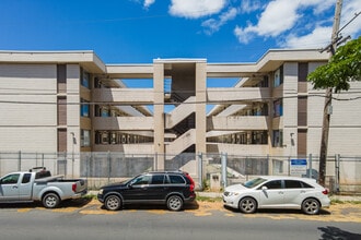 Makamae in Honolulu, HI - Building Photo - Building Photo