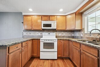 1959 S Xenia Way in Denver, CO - Building Photo - Building Photo
