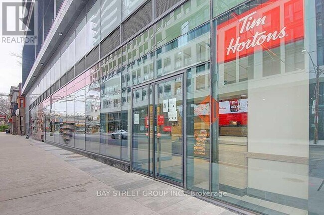 181-1181 Dundas St E in Toronto, ON - Building Photo - Building Photo