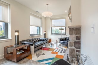 Nu-State Apartments in Rockford, IL - Foto de edificio - Interior Photo