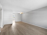 4915 Bay St NE, Unit 321 - 6