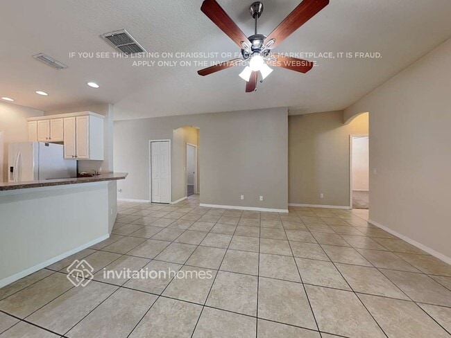 516 Silverdale Ave in Winter Garden, FL - Building Photo - Building Photo