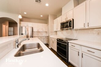 224 Botanic Gardens Dr in Las Vegas, NV - Building Photo - Building Photo