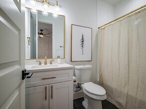 1305 E 27th St in Houston, TX - Building Photo - Building Photo