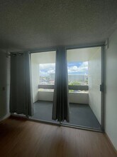 1555 Pohaku St, Unit A507 in Honolulu, HI - Building Photo - Building Photo