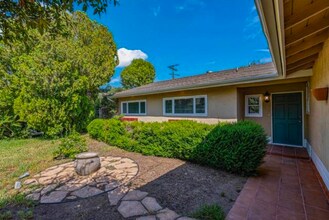 9541 Debra Ave in North Hills, CA - Building Photo - Building Photo