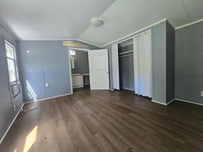 1380 Mapleash Ave in Columbia, TN - Building Photo - Building Photo