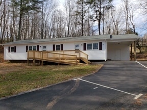 2191 Maple Valley in Lenoir, NC - Building Photo