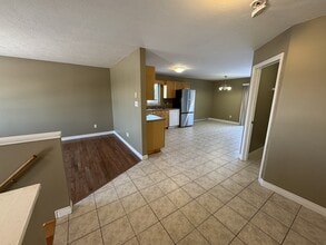 110 Lonsdale Dr in Moncton, NB - Building Photo - Building Photo