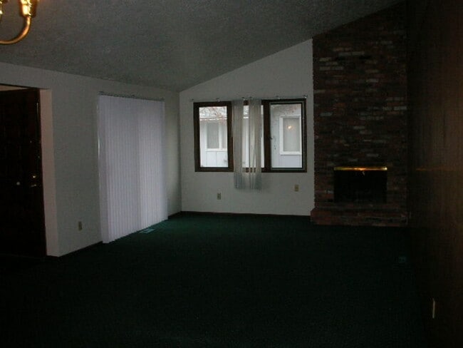 3143 E 32nd Ave in Spokane, WA - Building Photo - Building Photo