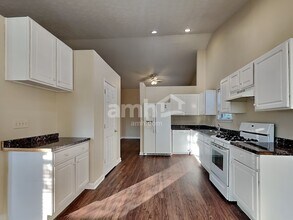 536 Sydney Walk Ln in Lawrenceville, GA - Building Photo - Building Photo