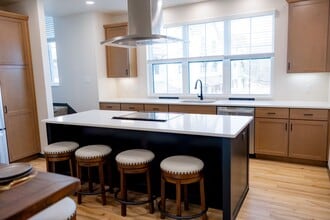 320 Deerwood Ln in Elkhart Lake, WI - Building Photo - Building Photo