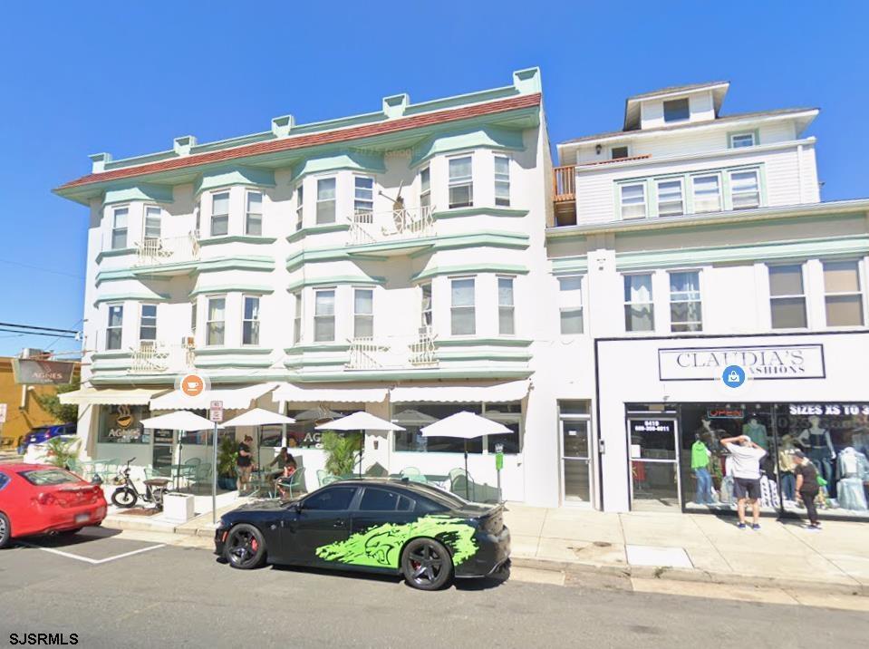6419 Ventnor Ave in Ventnor City, NJ - Building Photo
