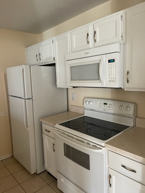 29019 Atkinson Plz, Unit 19029 in Holland, PA - Building Photo - Building Photo