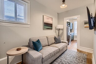 1240 York St in Denver, CO - Building Photo