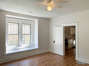 803 Strong Ave in Collinsville, IL - Building Photo - Building Photo