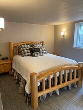 134 W 11th Ave, Unit #B in Anchorage, AK - Building Photo - Building Photo