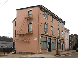 731 Philadelphia St Apartments