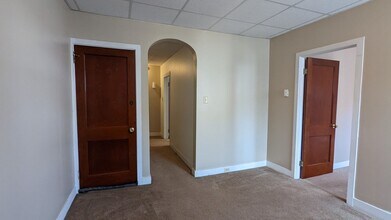 1614 W Market St in Pottsville, PA - Building Photo - Building Photo