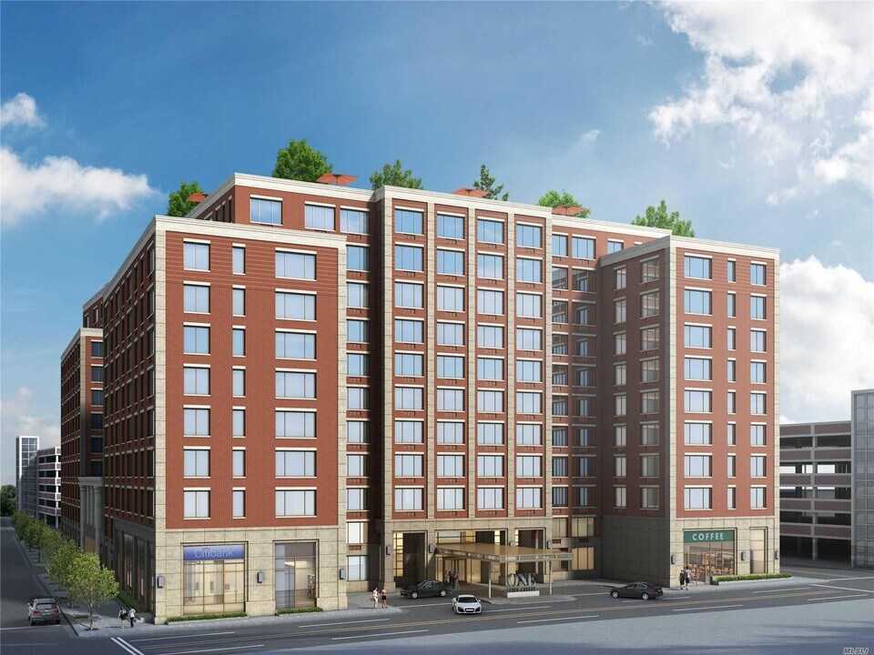 913 3rd St in Hempstead, NY - Building Photo