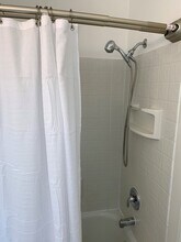 526 Lakeside Ave S, Unit 6 in Seattle, WA - Building Photo - Building Photo