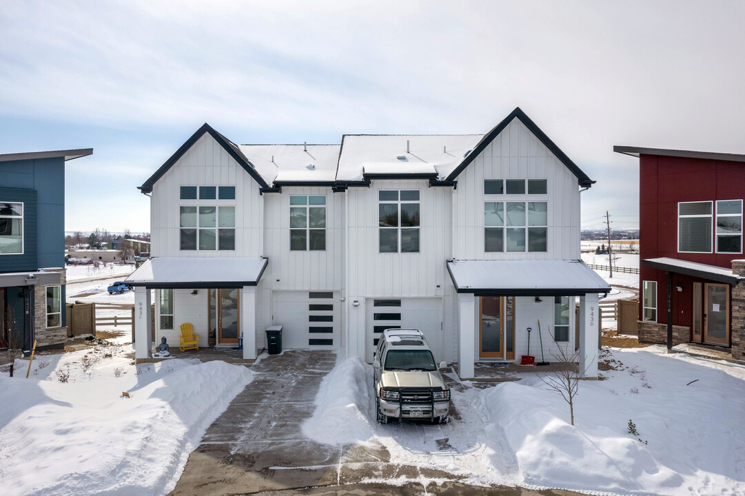 943 Sage Ct in Lafayette, CO - Foto de edificio