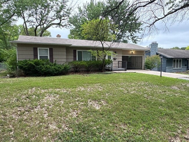 property at 409 E 110th Terrace