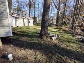 1010 Eisenhower Way, Unit 1010 Eisenhower Way in Tobyhanna, PA - Foto de edificio - Building Photo